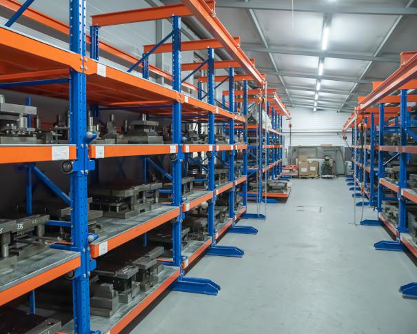 Металлический стеллаж